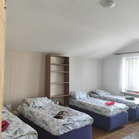 Popularna Guest Home วอร์ซอ ภายนอก รูปภาพ
